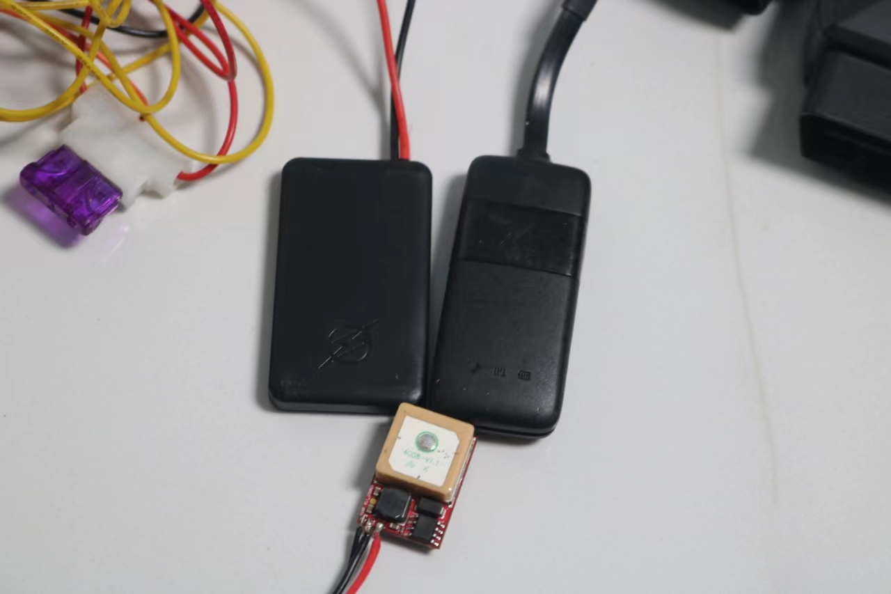 4Gλ 4Gλϵy LCGPS  4Gλϵy