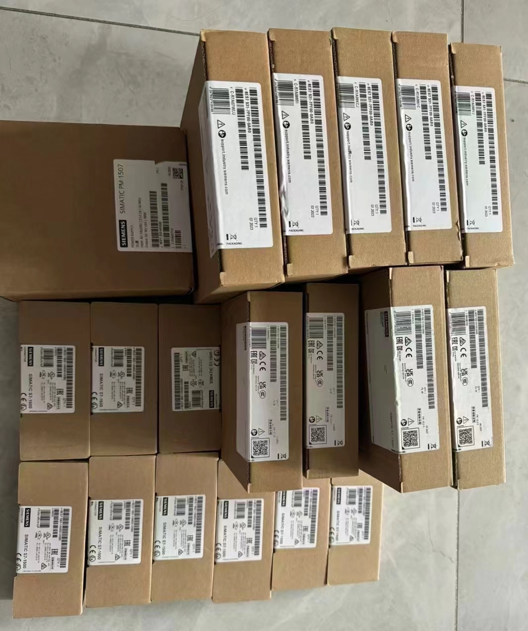 T 6ES7132-0BH01-0XB0 ģK hr