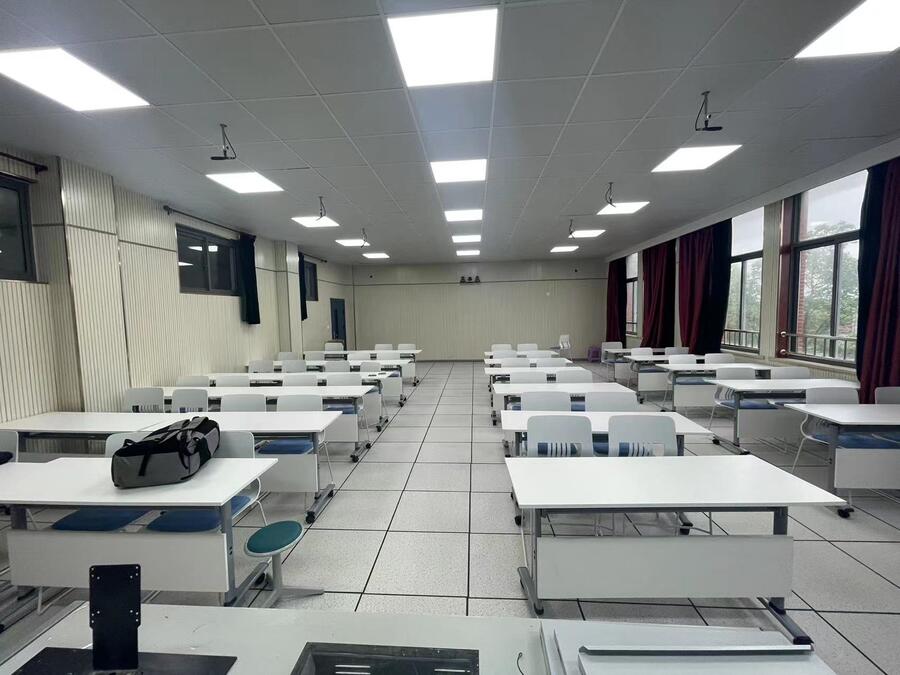 ܛɶCλѲnϵyƷ䛲4KۙГQQ