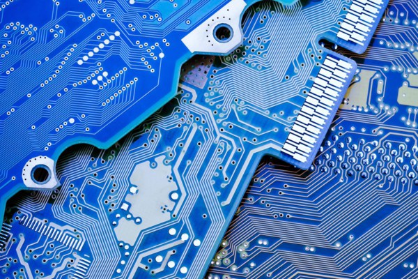 PCBӰƫżӣһPƽĹIW