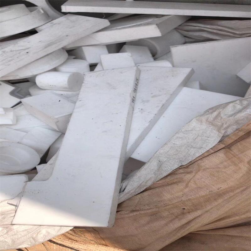 ïF߅ϻ Ճr U\Ż̼