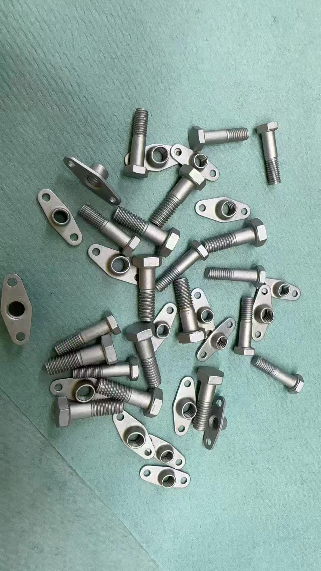 2000h}Fo̼\XͿӣLowC܇o̼