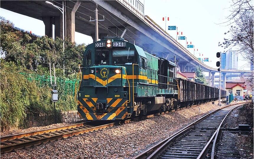 ɽ|F·ڰS wڰ ӱ  F·ڰS