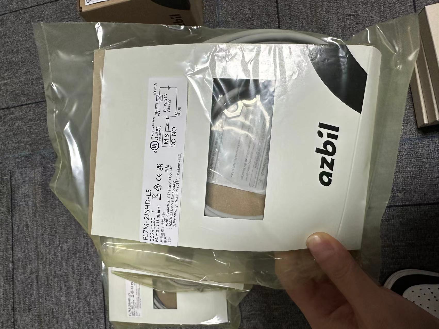 ձԭbM azbilɽӽ_PFL2B-2J6 늸ʽӽ_P