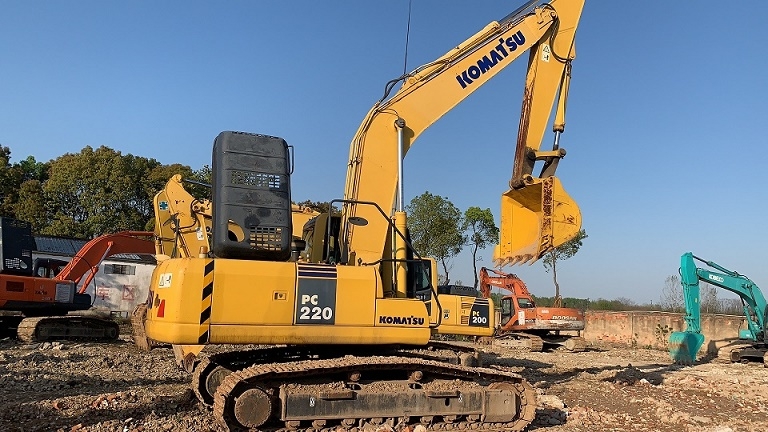 С240ڙC 130ڙC 326DڙC 336ڙCr