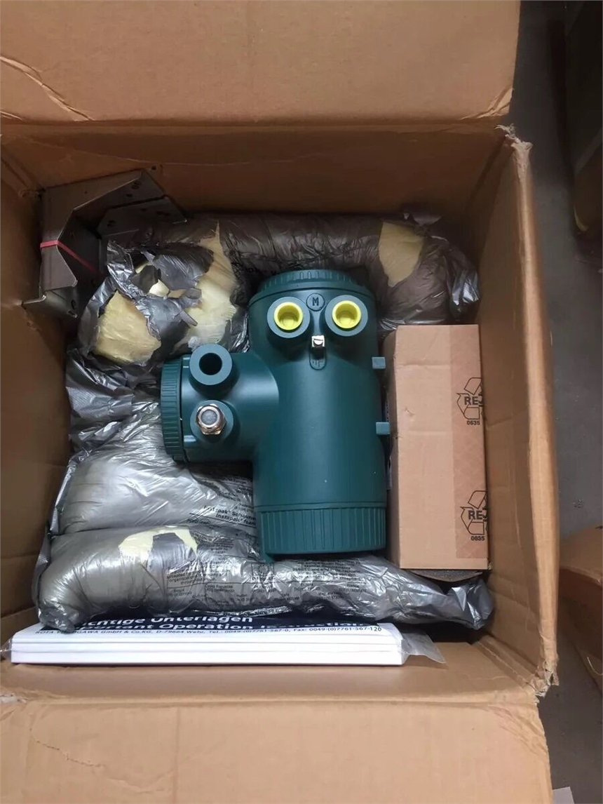 M  /Ʒ/ AK8040F-400 (1206821/3039161)