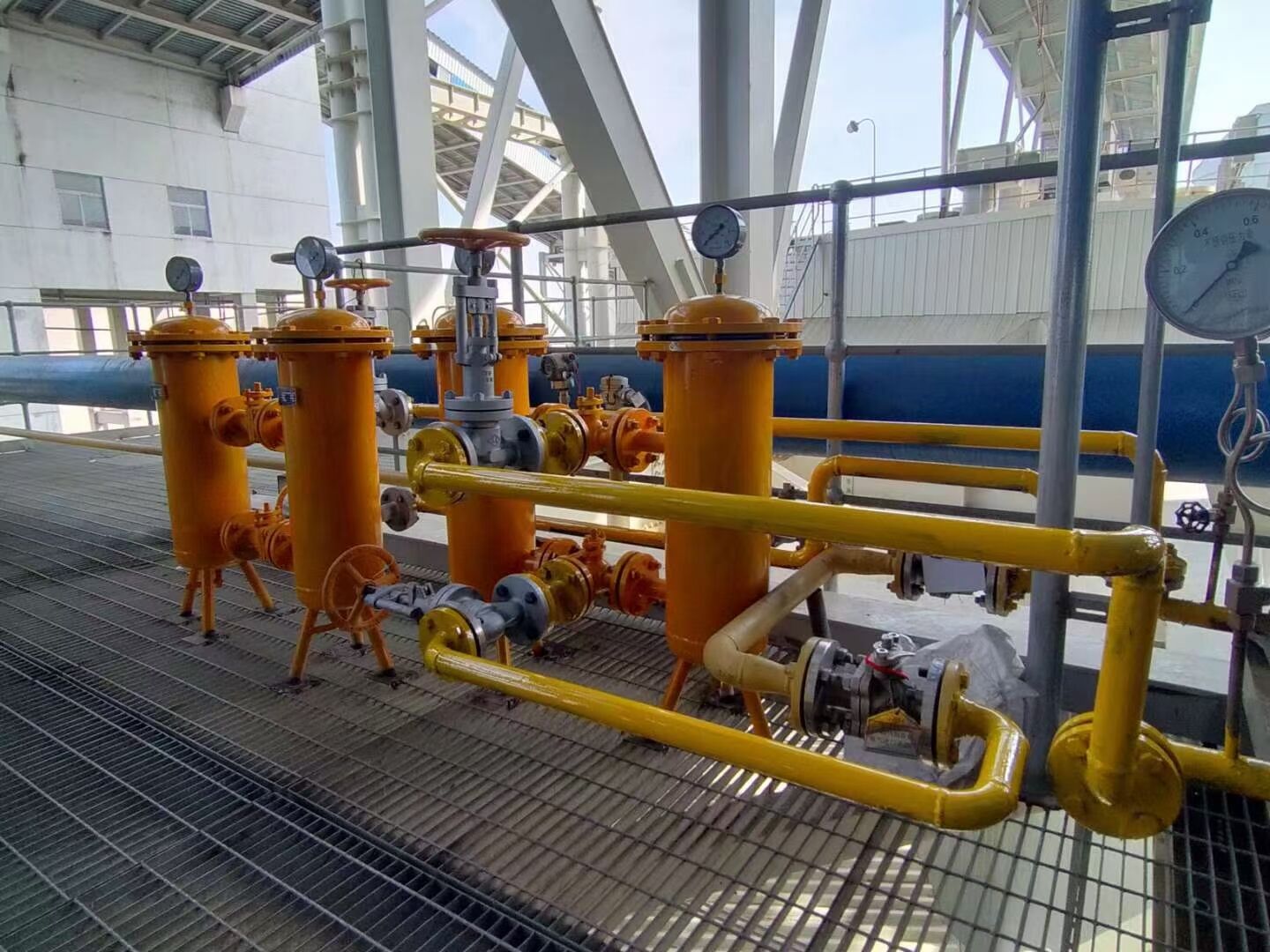 ^V21FV1310-500.51-25QVW