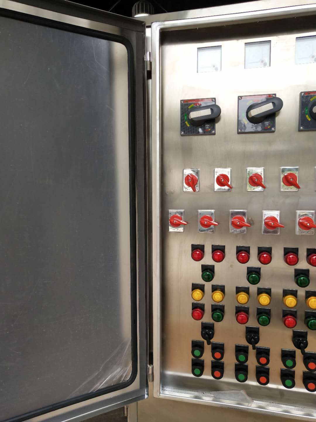 늹ʩF·LEDSòP䓷zLEDS