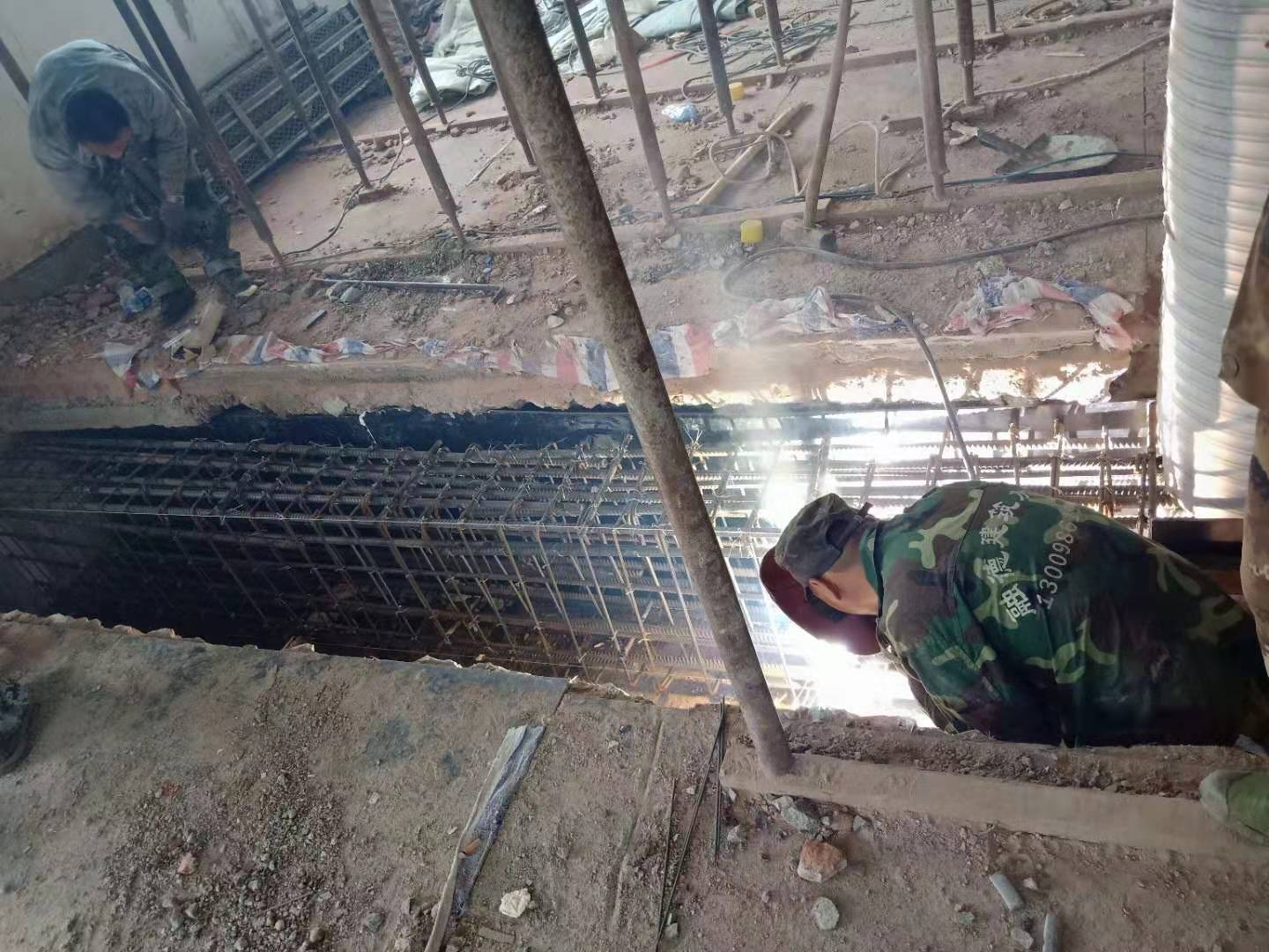 Iӹ̹˾zyb˾ӹʩF\ź