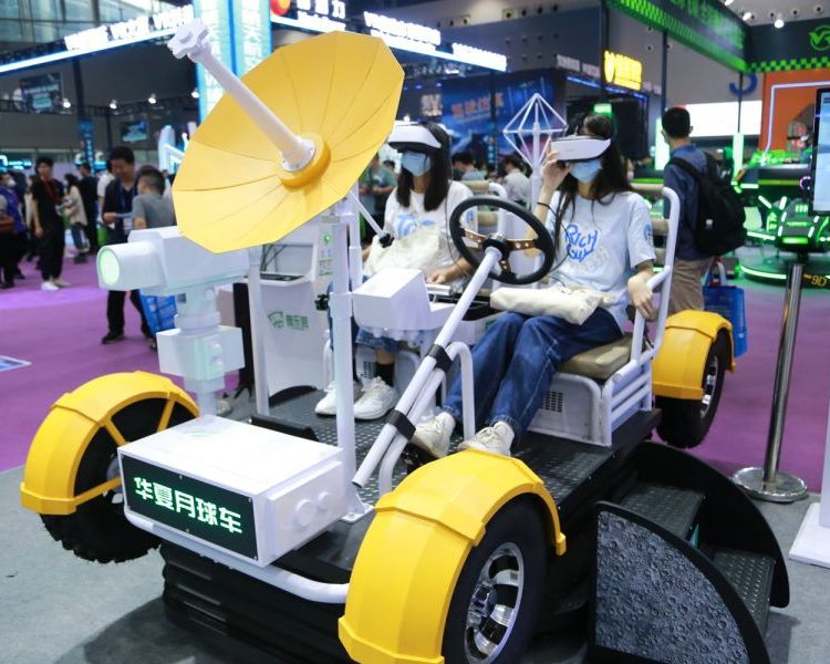 ӰǿVR܇Ow̓M̫պ캽յӋ