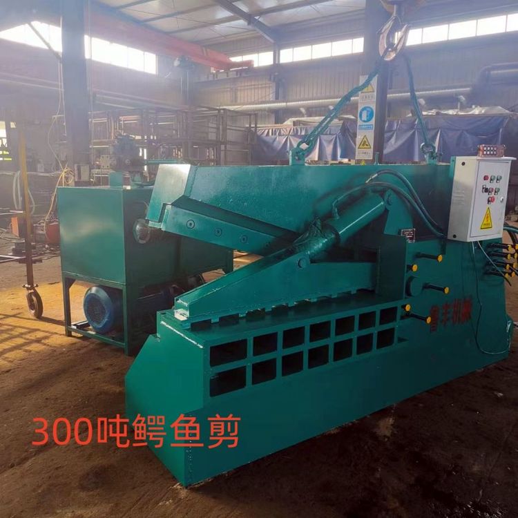 300{~䓰䓽CUFˮX岻PTЙCȫԄ