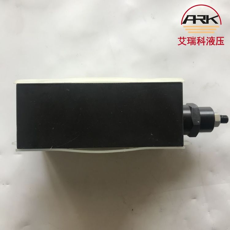 VICKERSʿBypy̖DGMFN-5-X-P2W-30