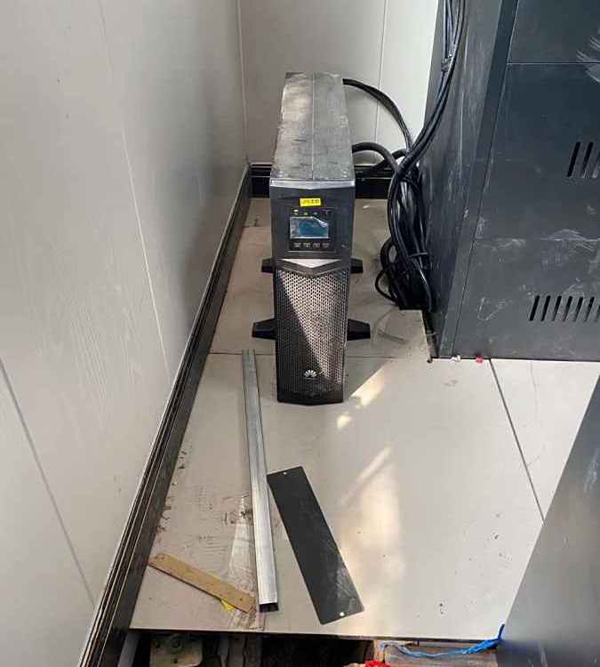 HUAWEIAUPSgԴ2000-G-20KRTLCʽUPSԴ