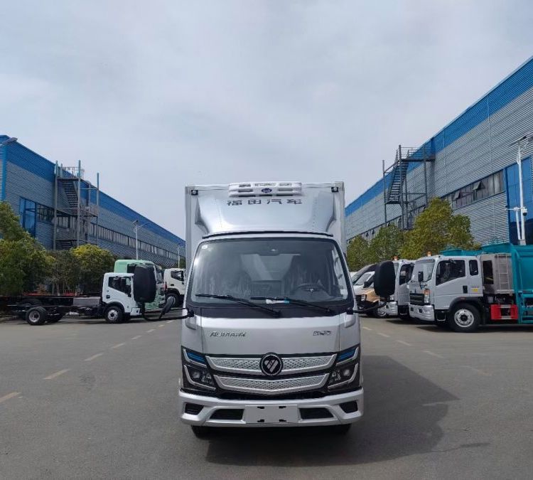 3.7׸WRX˹125RЃ܇