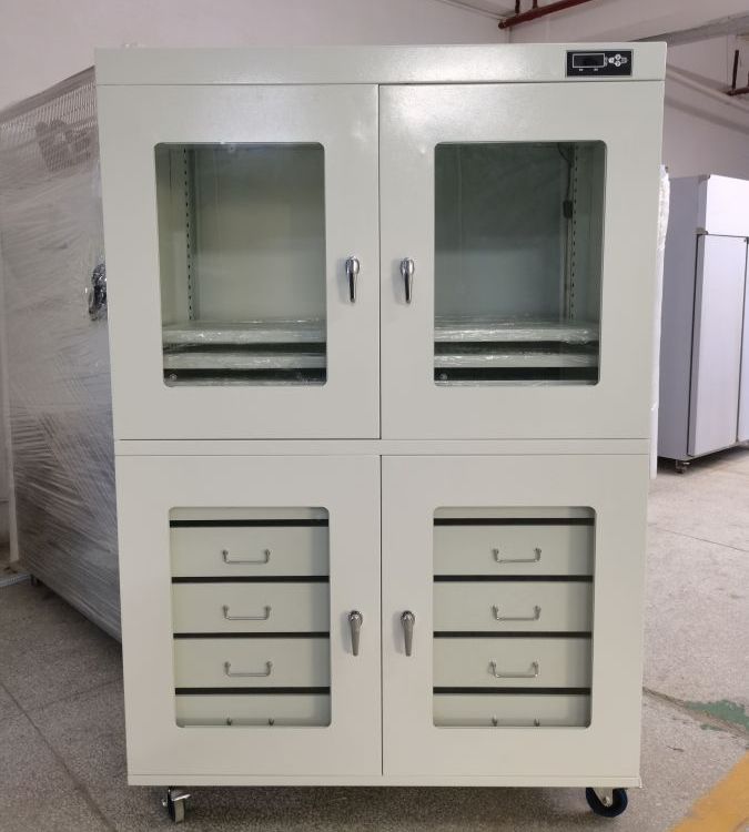 A۲^ܿ{҃ȌðɫܷԄӱo